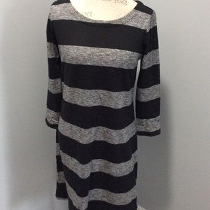 Gap 3/4 sleeve striped shift dress
